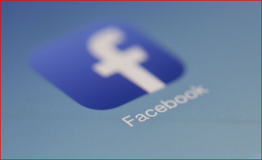 Facebook och politiken.